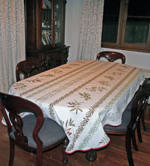 olive design reversible tablecloth