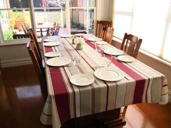 red and white stripes basque tablecloth
