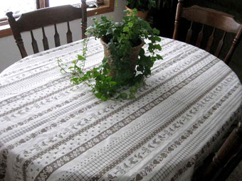 chicken design tablecloth